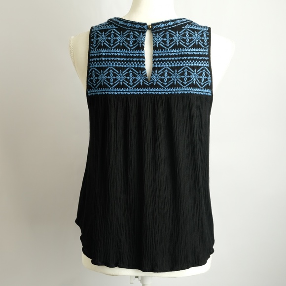 Forever 21 Cropped Embroidered Black Tank Top, S - Picture 6 of 8